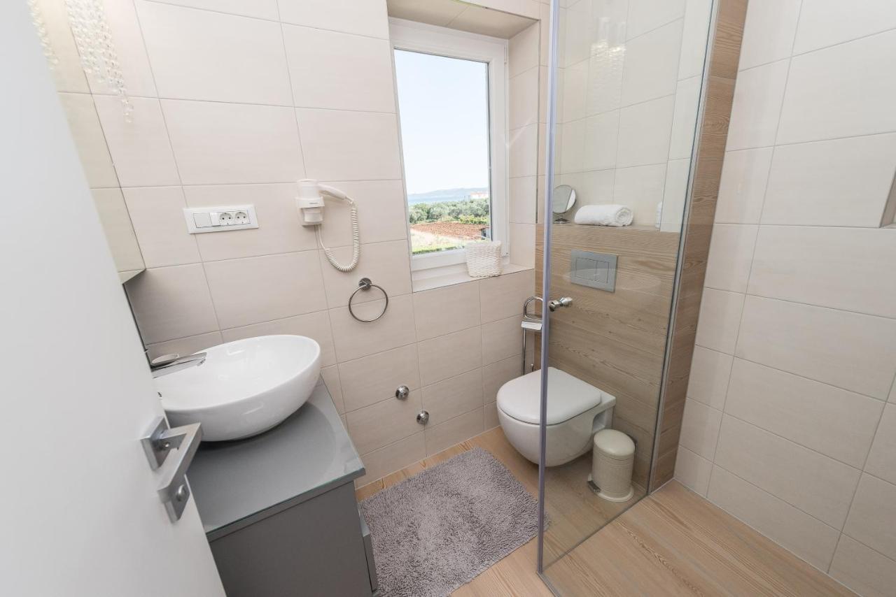 Luxury Apartments Garden Sukosan Luaran gambar