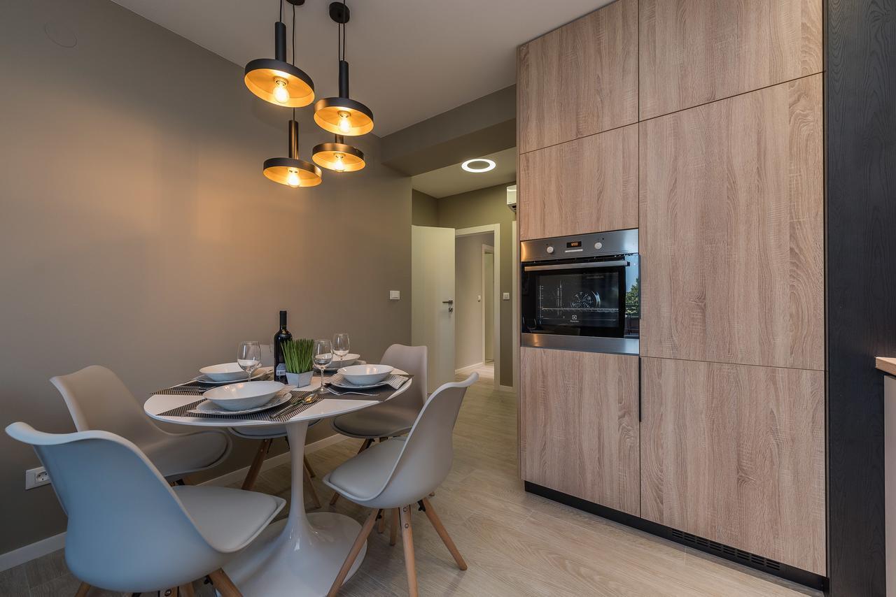 Luxury Apartments Garden Sukosan Luaran gambar