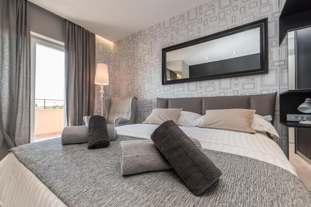 Luxury Apartments Garden Sukosan Luaran gambar