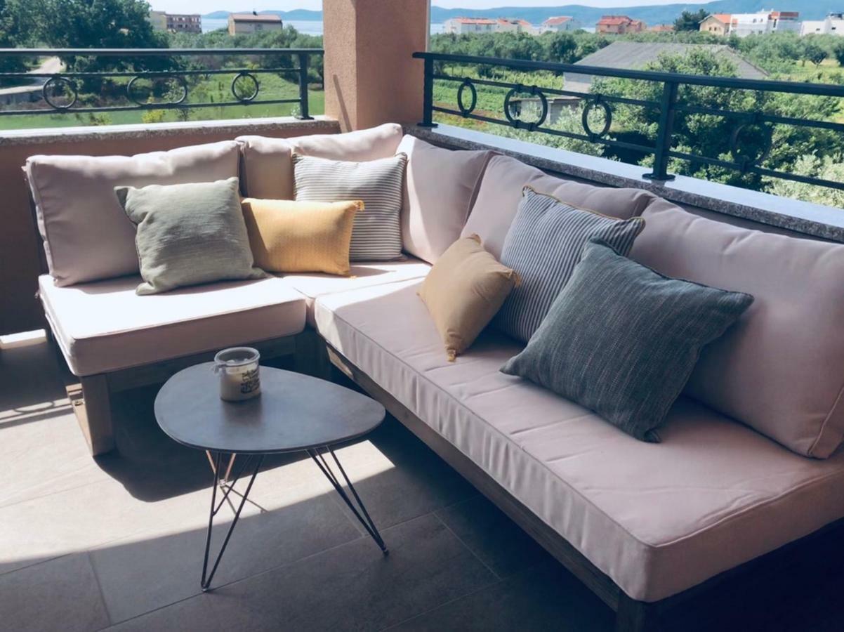 Luxury Apartments Garden Sukosan Luaran gambar